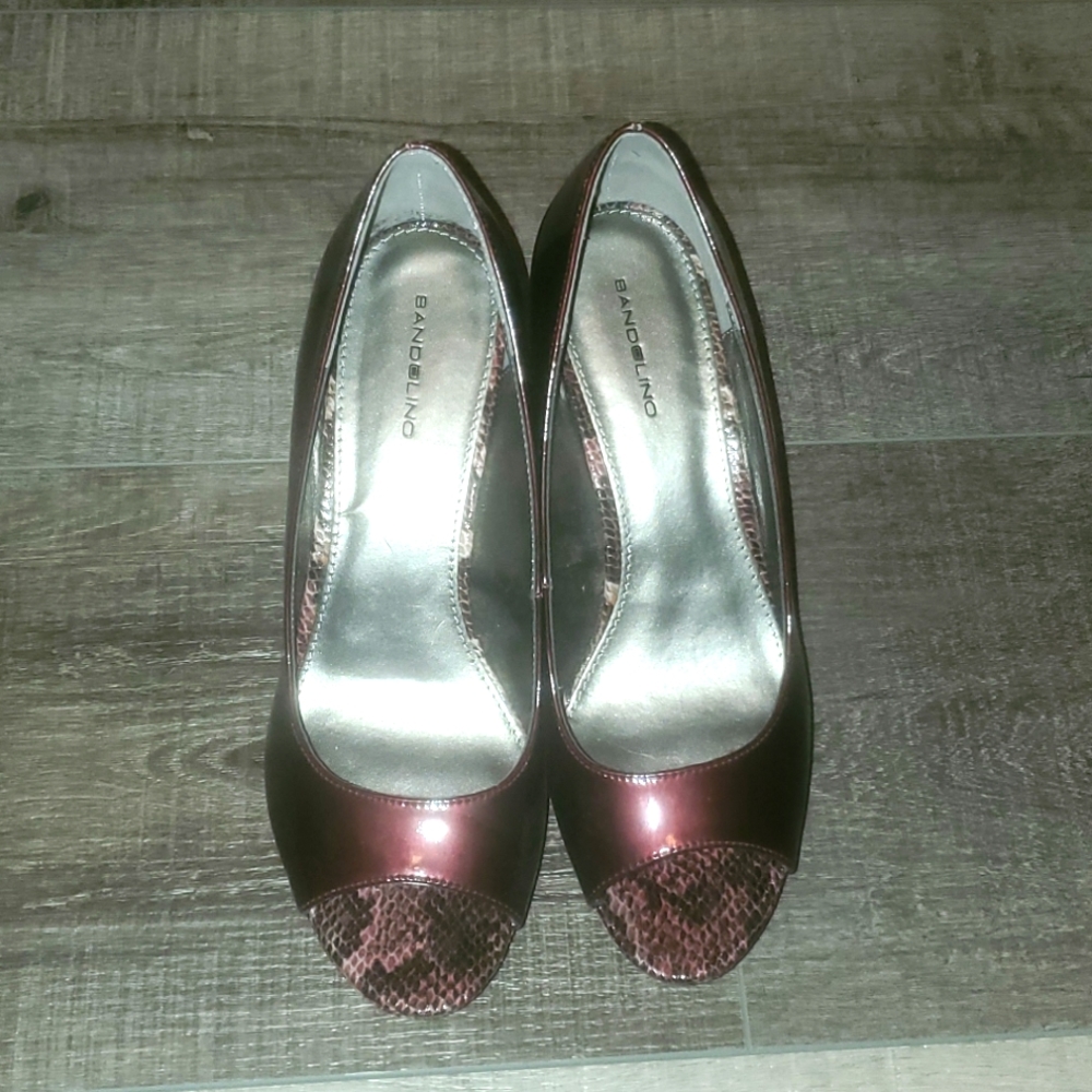 Bandolino Burgundy Wedges